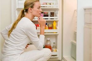 Tủ lạnh lâu đông đá? Nguyên nhân và cách khắc phục