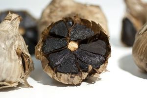 Bạn đã biết công dụng của tỏi đen là gì chưa?