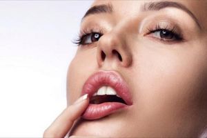 Bí quyết để có đôi môi hồng tự nhiên không cần dùng son